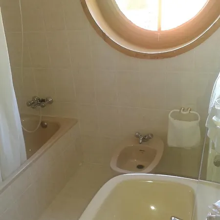 Les Bedules Vendégház Oseja de Sajambre